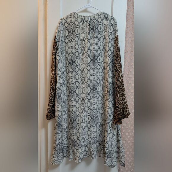 NWOT Les Rêveries Printed Silk Crepe De Chine Midi Dress in Snake print Size 4 - Picture 7 of 8